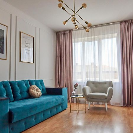 Lux Apartment Mukacheve Exterior photo