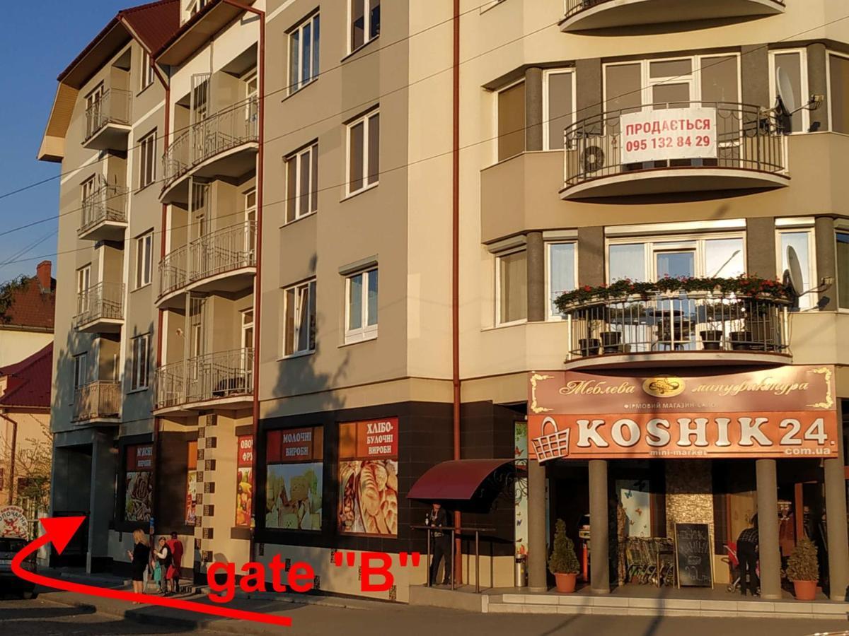 Lux Apartment Mukacheve Exterior photo