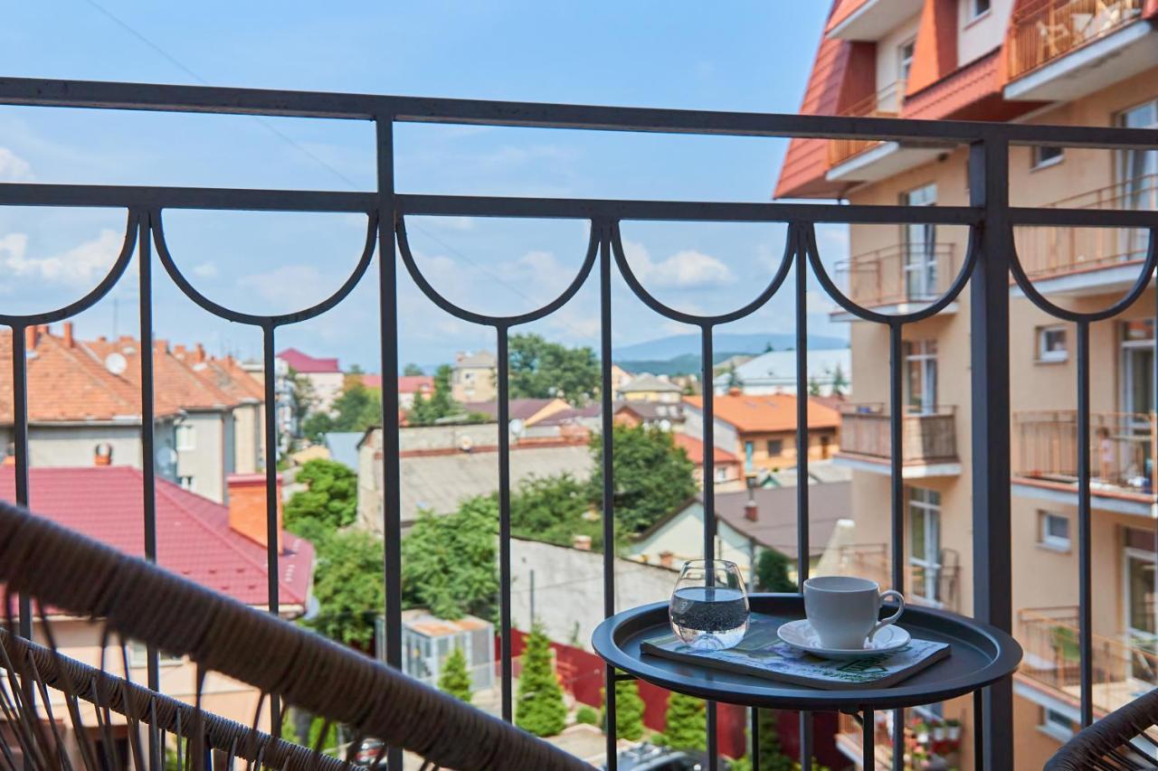Lux Apartment Mukacheve Exterior photo