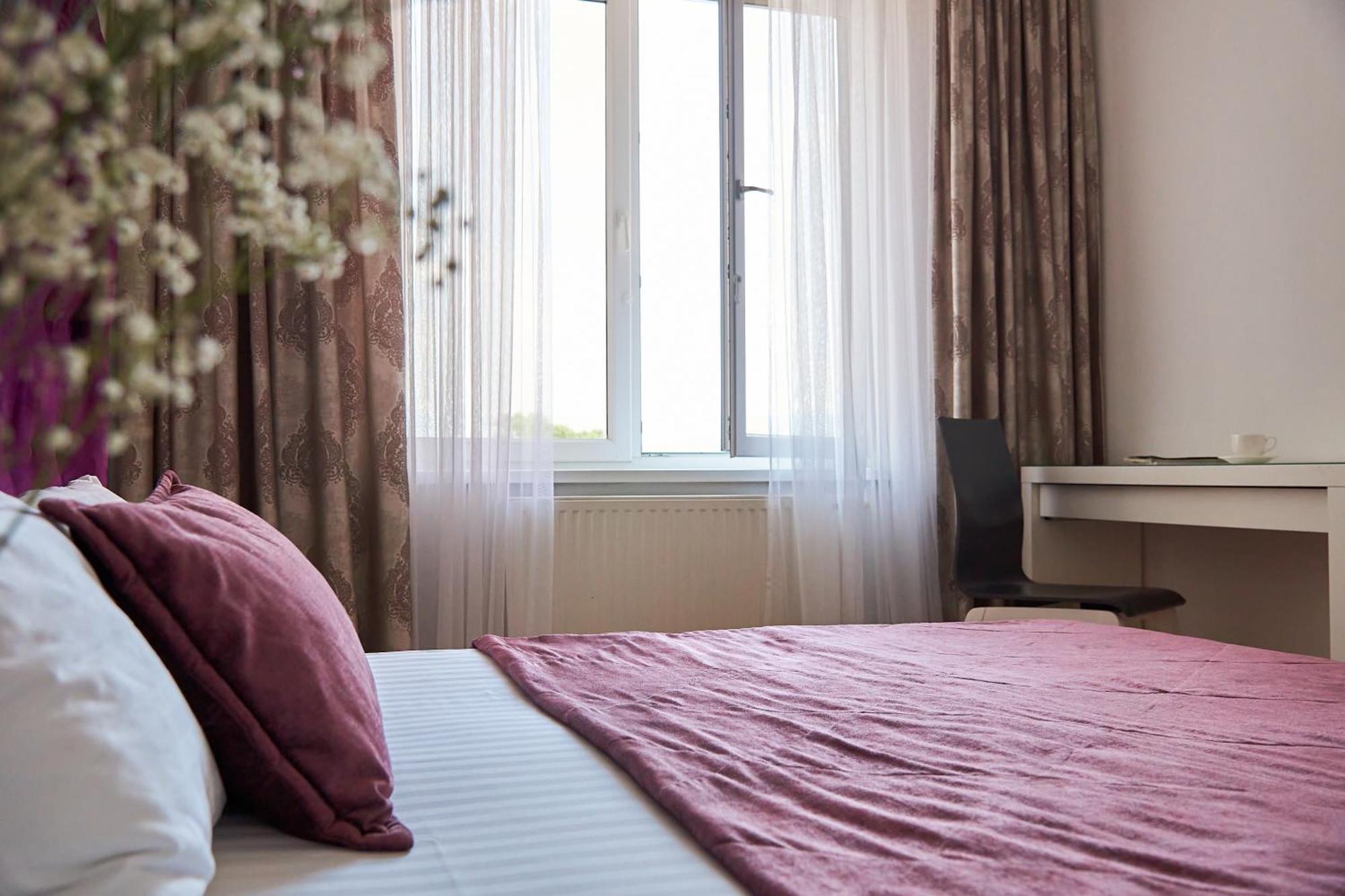 Lux Apartment Mukacheve Exterior photo
