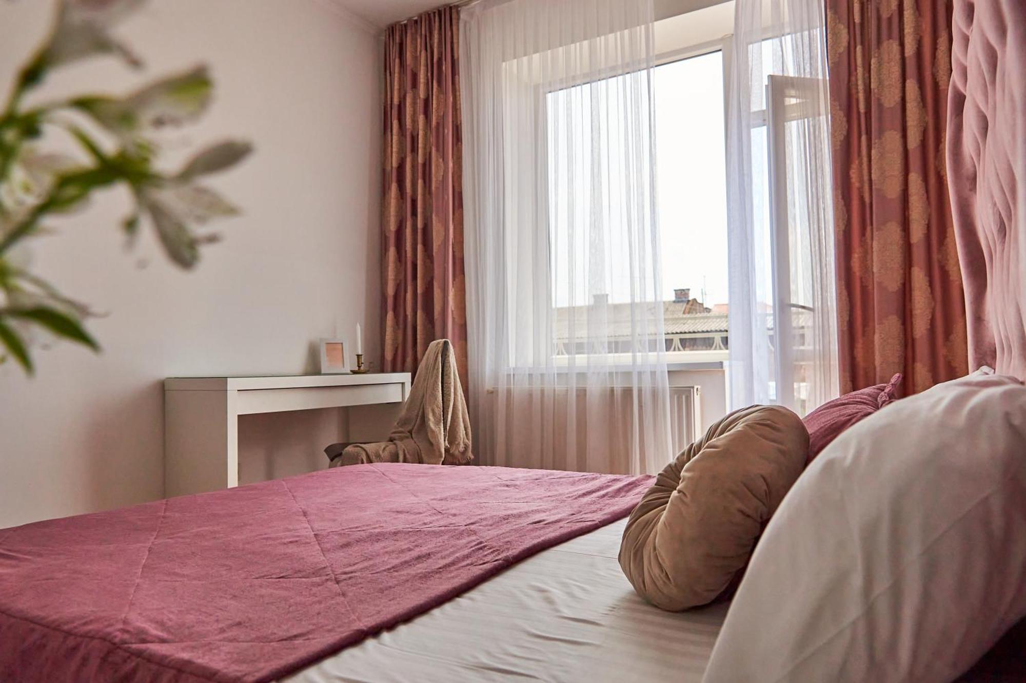 Lux Apartment Mukacheve Exterior photo
